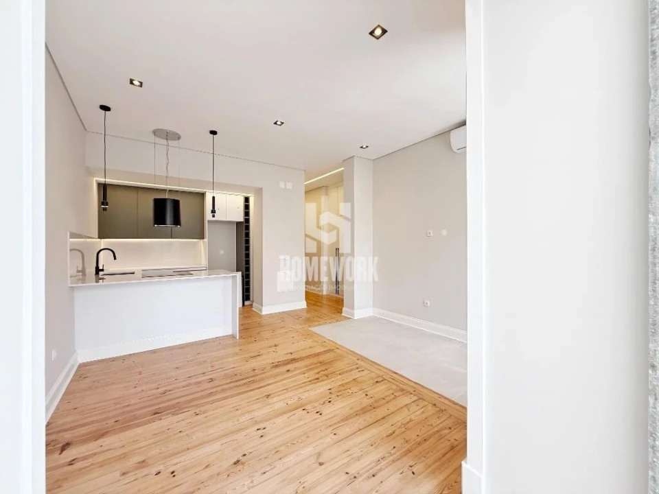 Apartamento T3 para Venda em Areeiro Foto 16