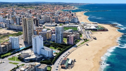 Apartamento T1 para Venda em Póvoa de Varzim, Beiriz e Argivai