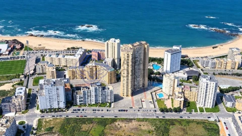 Apartamento T1 para Venda em Póvoa de Varzim, Beiriz e Argivai