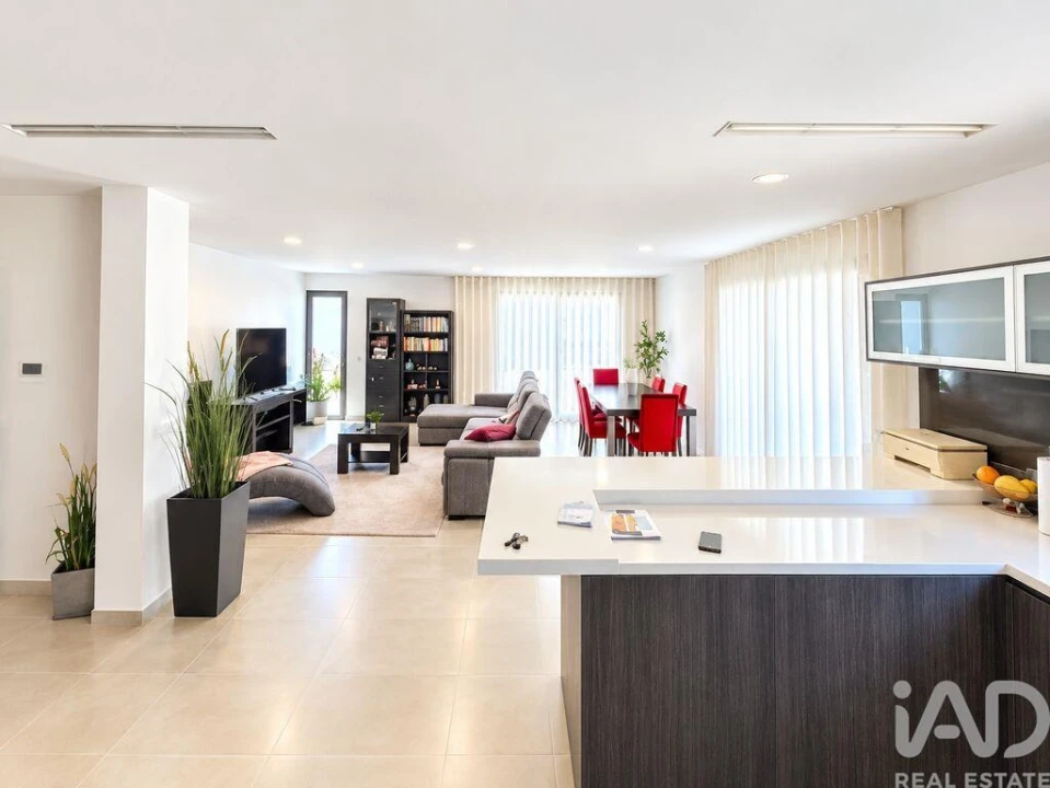 Moradia T3 para Venda em Vila Verde e Barbudo Foto 5