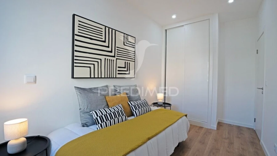 Apartamento T3 para Venda em Benfica