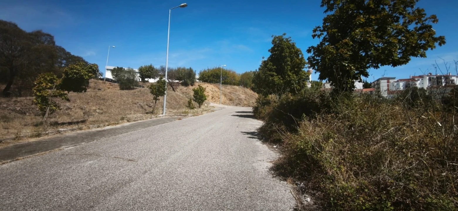 Terreno P/ Prédio para Venda em Abrantes (São Vicente e São João) e Alferrarede Foto 1