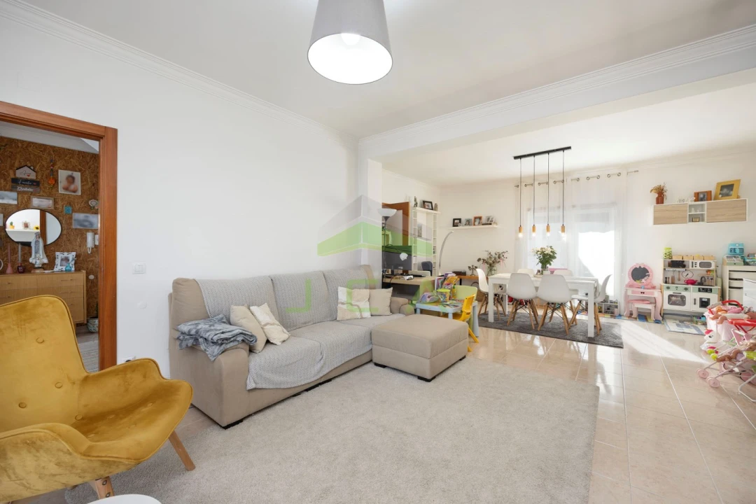 Moradia T4 para Venda em Parceiros e Azoia Foto 17