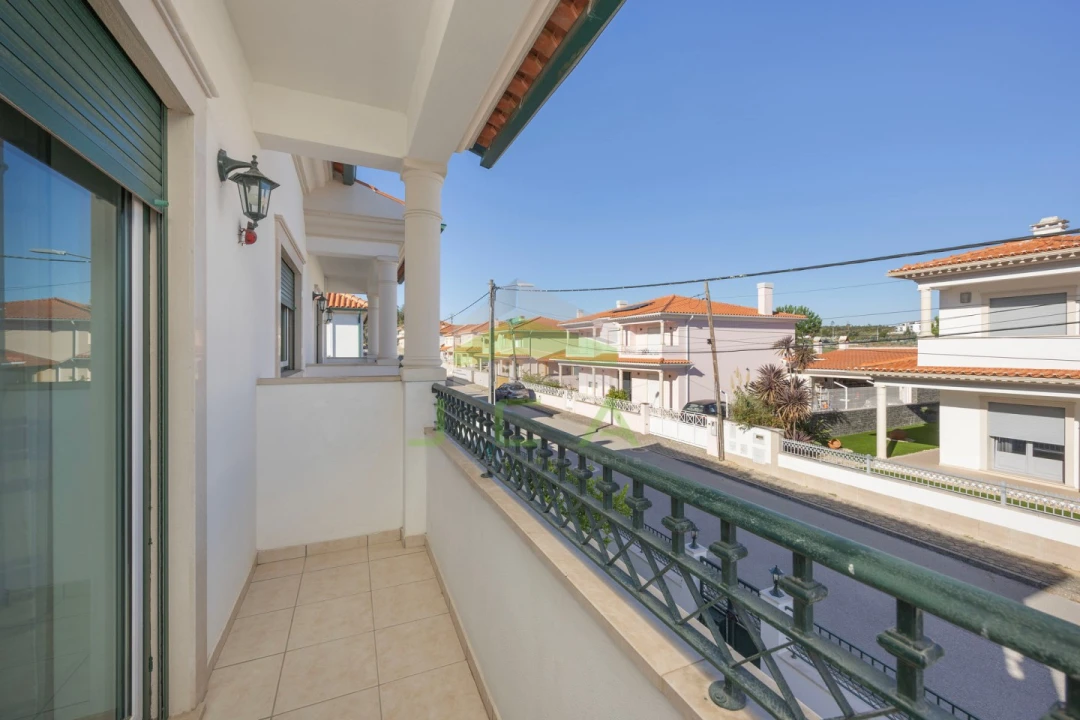 Moradia T4 para Venda em Parceiros e Azoia Foto 28
