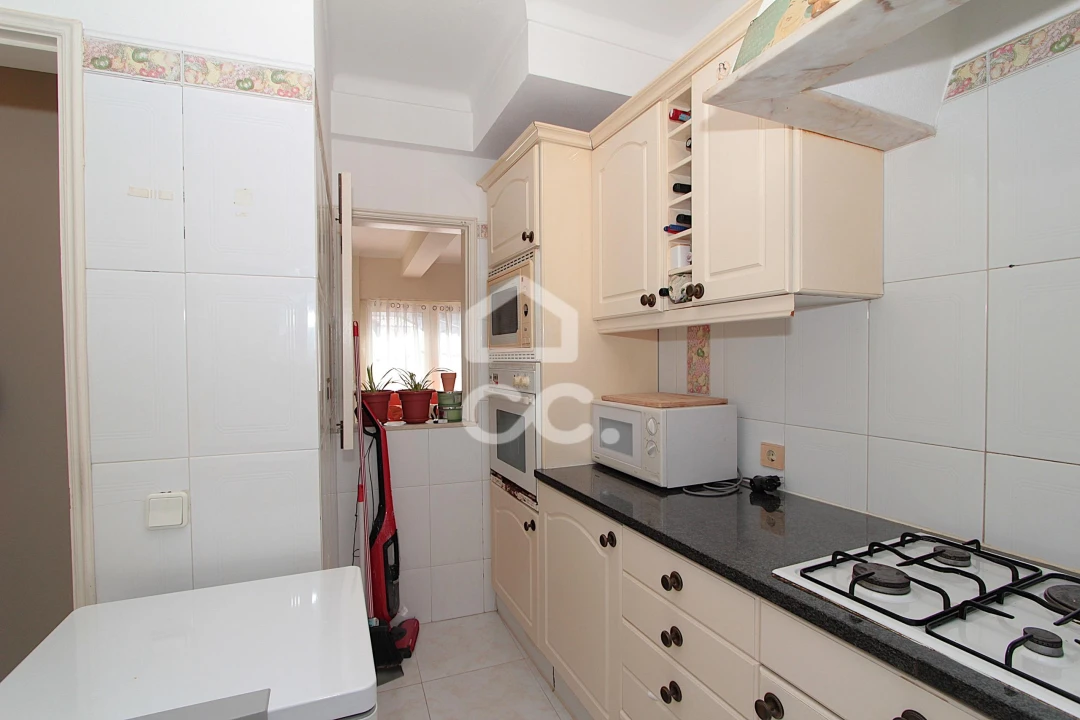 Apartamento T1 para Venda em Armação de Pera Foto 12