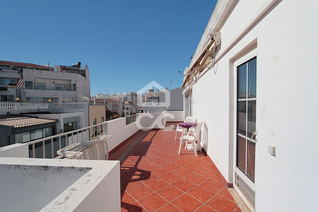 Apartamento T1 para Venda em Armação de Pera Foto 2