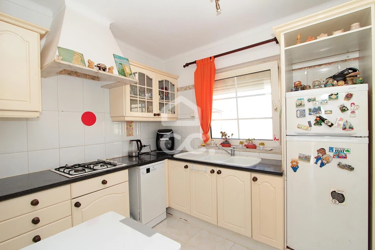 Apartamento T1 para Venda em Armação de Pera Foto 11