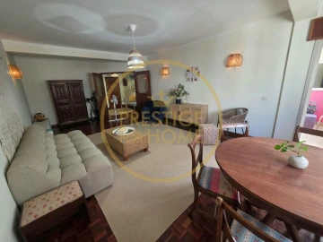 Apartamento T3 para Arrendamento em Loule (São Clemente)