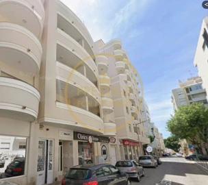 Apartamento T3 para Arrendamento em Loule (São Clemente)