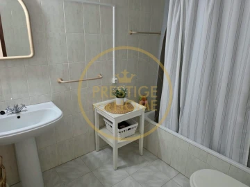 Apartamento T3 para Arrendamento em Loule (São Clemente)