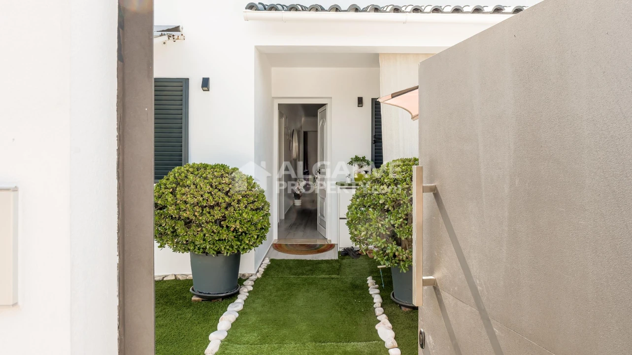 Moradia T3 para Venda em Faro (Sé e São Pedro) Foto 33