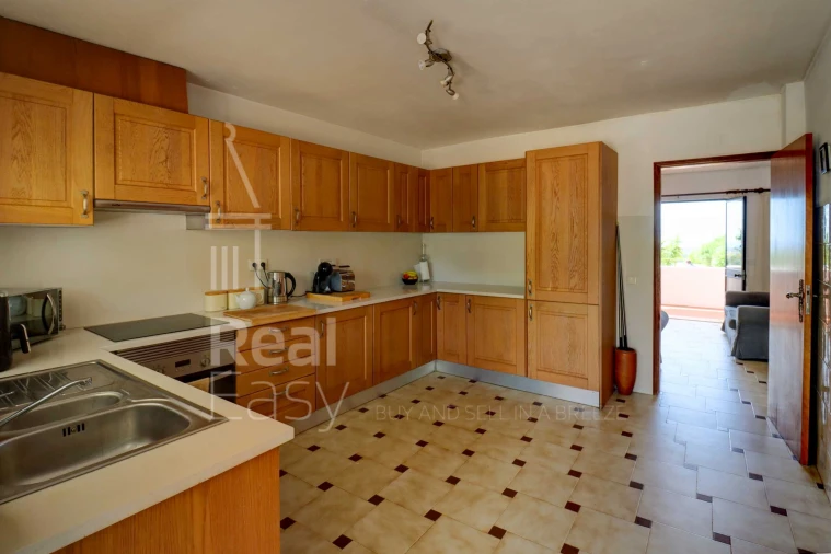 Moradia T5 para Venda em Faro (Sé e São Pedro) Foto 9