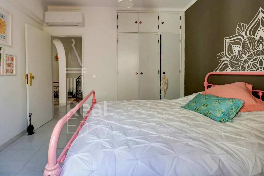 Apartamento T2 para Venda em Faro (Sé e São Pedro) Foto 15