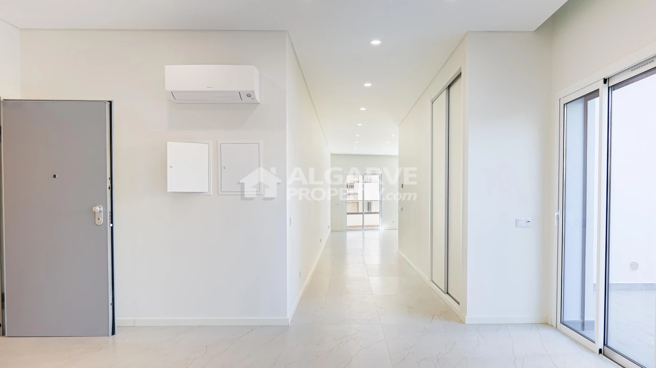 Apartamento T1 para Venda em Quarteira Foto 15