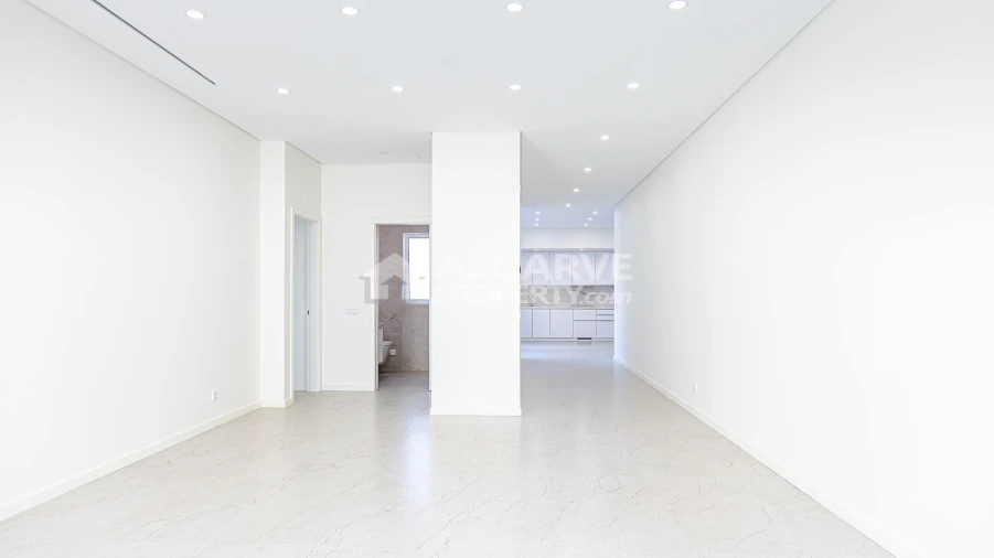 Apartamento T1 para Venda em Quarteira Foto 11