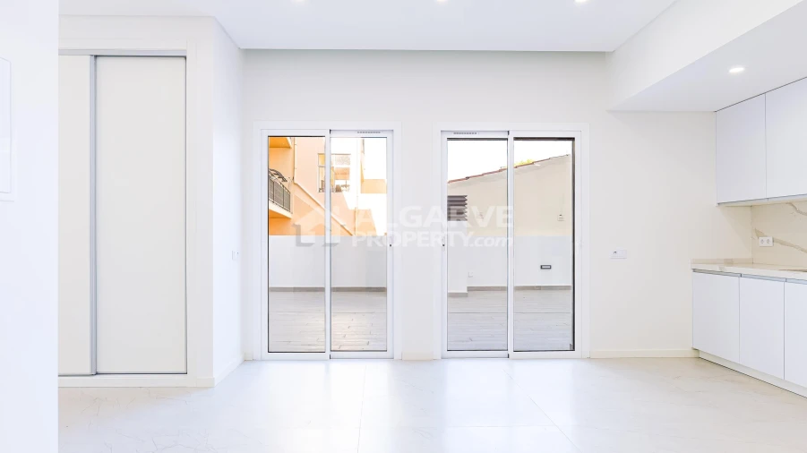 Apartamento T1 para Venda em Quarteira Foto 14