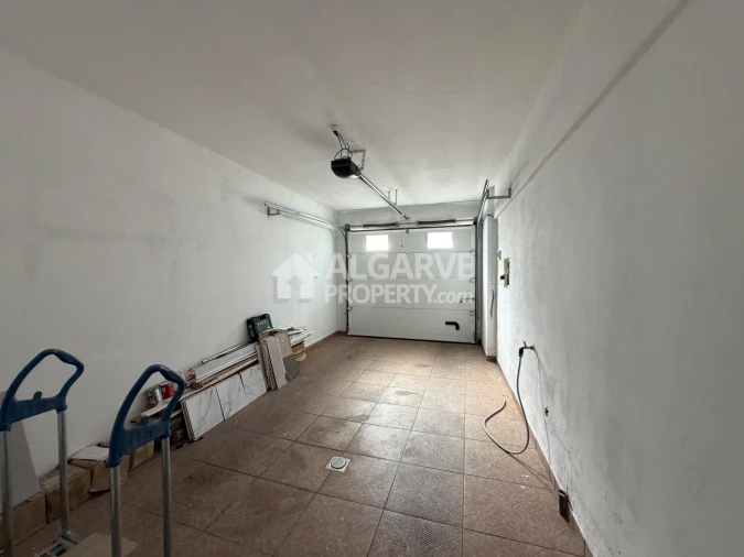 Moradia T7 para Venda em Montenegro Foto 25