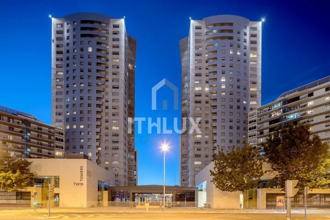 Apartamento T2 para Arrendamento em Campolide Foto 39