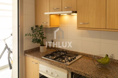 Apartamento T2 para Arrendamento em Campolide