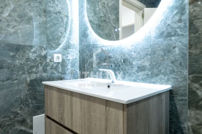 Apartamento T2 para Arrendamento em Campolide
