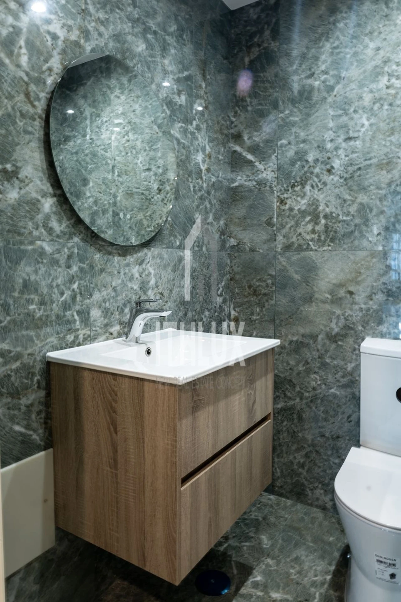 Apartamento T2 para Arrendamento em Campolide Foto 6