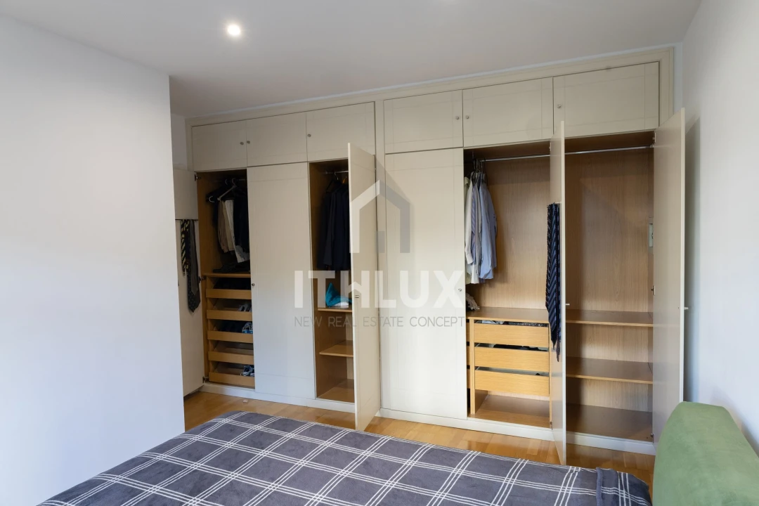 Apartamento T2 para Arrendamento em Campolide Foto 16