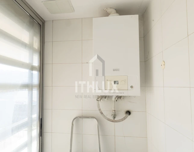 Apartamento T2 para Arrendamento em Campolide Foto 32