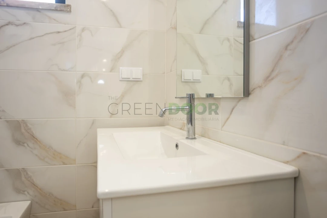 Apartamento T2 para Arrendamento em Seixal, Arrentela e Aldeia de Paio Pires Foto 10