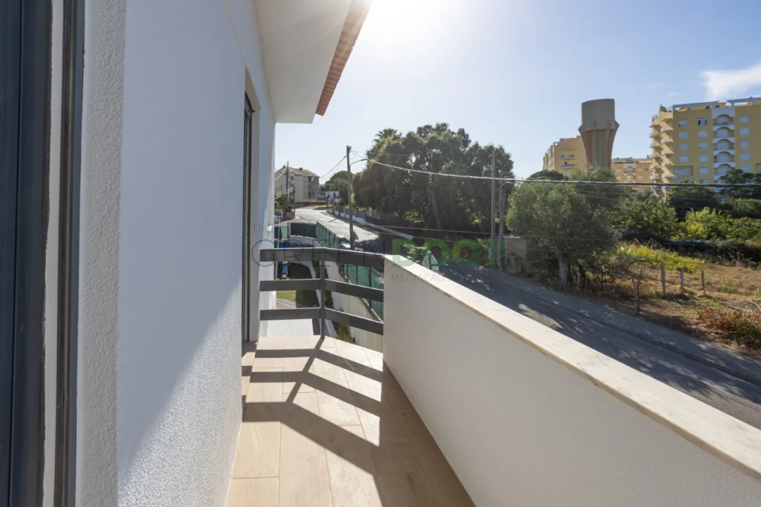 Apartamento T2 para Arrendamento em Seixal, Arrentela e Aldeia de Paio Pires Foto 17