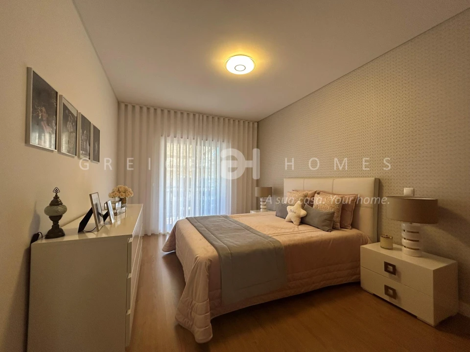Apartamento T2 para Venda em Quarteira Foto 16