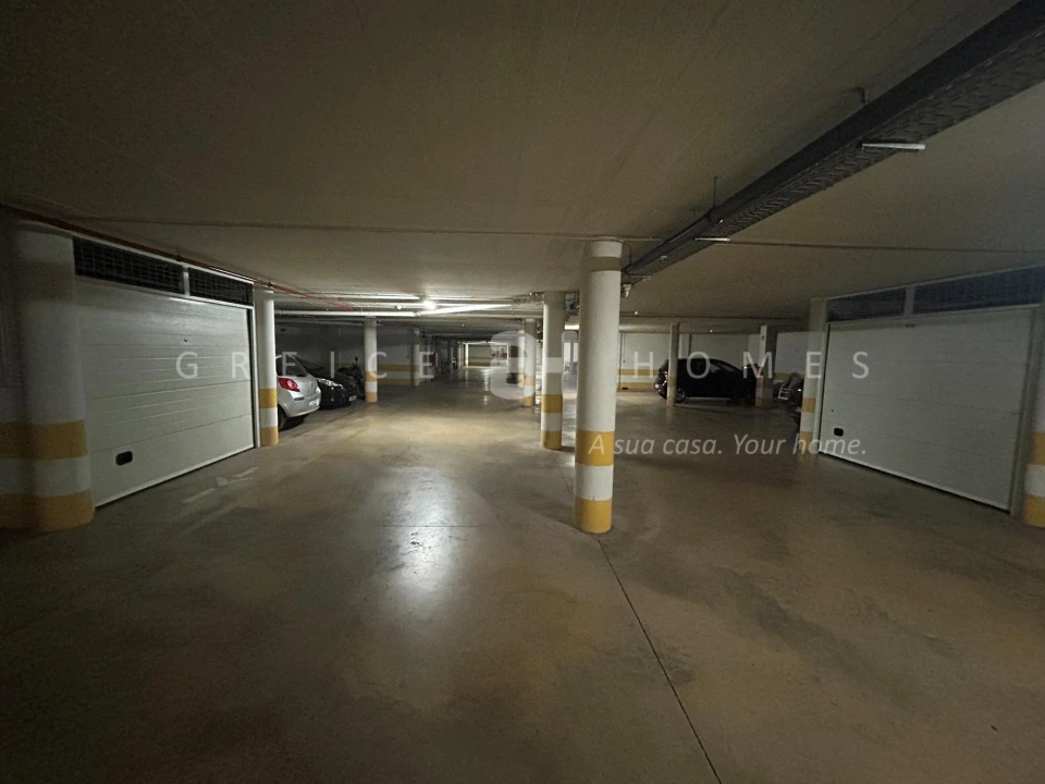 Apartamento T2 para Venda em Quarteira Foto 22
