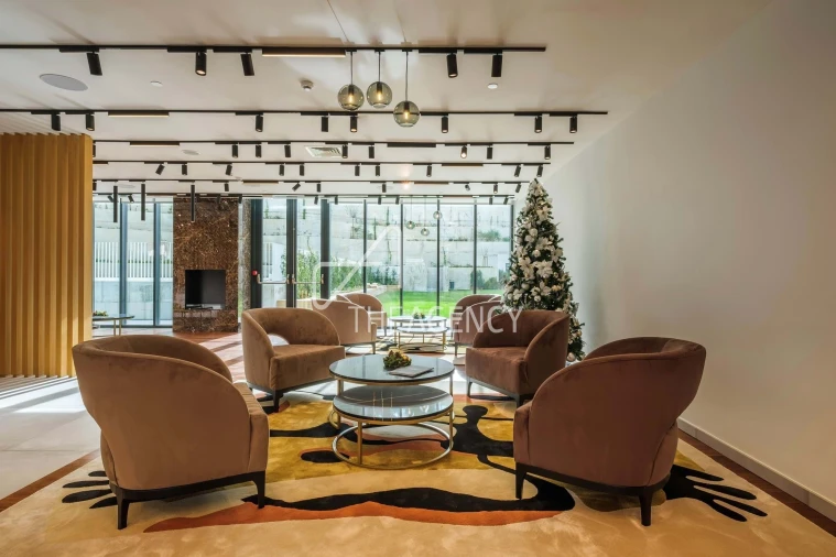 Apartamento T4 para Venda em Parque das Nações Foto 4