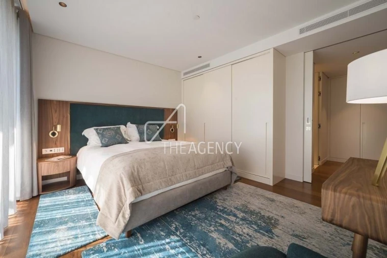 Apartamento T3 para Venda em Parque das Nações Foto 2