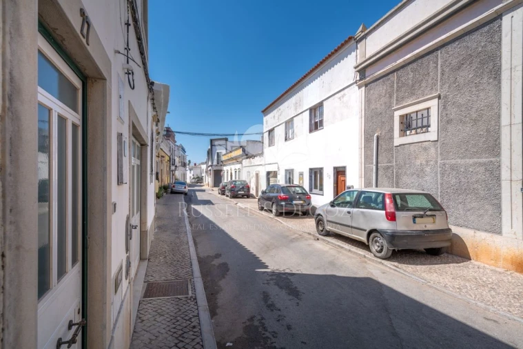 Moradia T2 para Venda em Faro (Sé e São Pedro) Foto 28