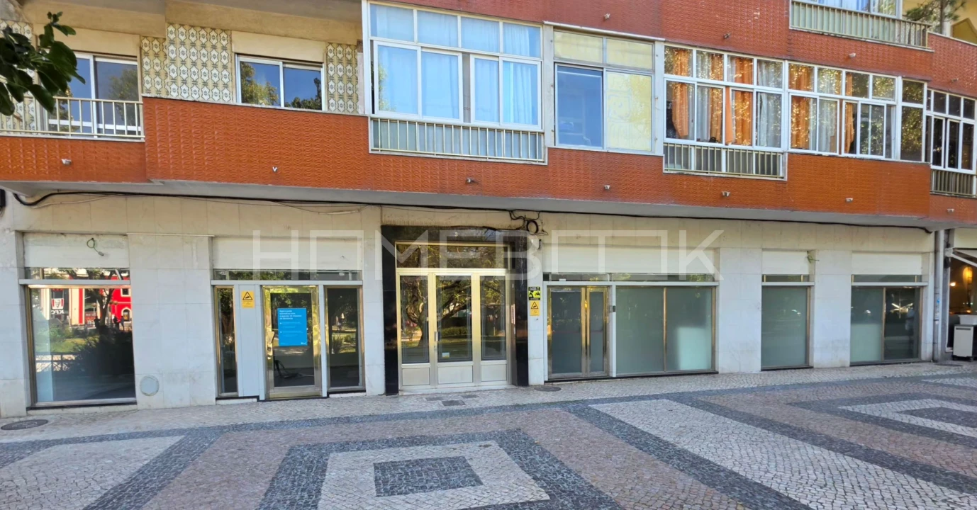 Negócio para Arrendamento em Venteira Foto 2