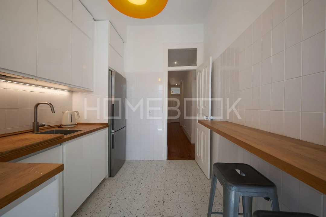 Apartamento T2 para Venda em Arroios Foto 8