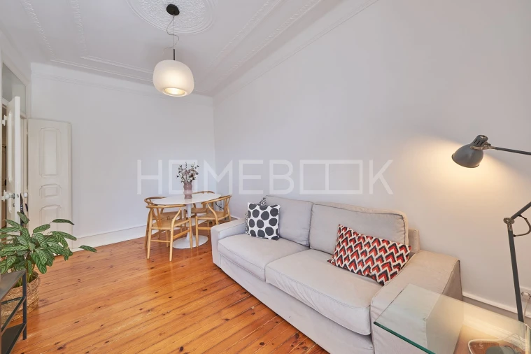 Apartamento T2 para Venda em Arroios Foto 3