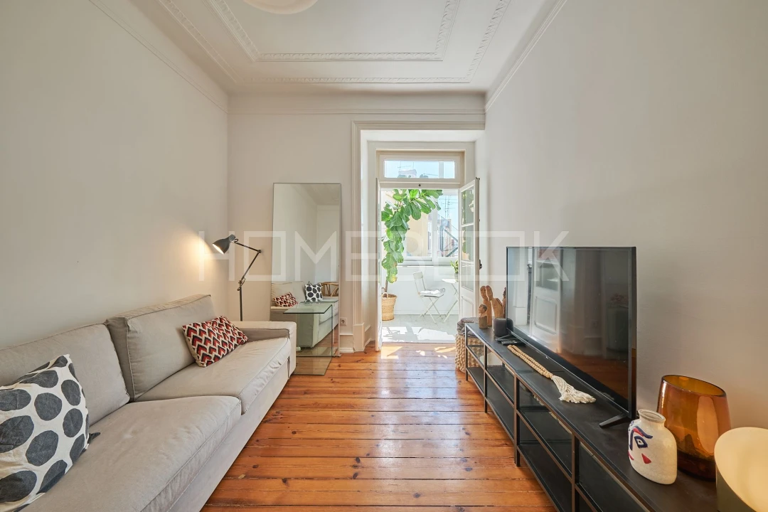 Apartamento T2 para Venda em Arroios Foto 2