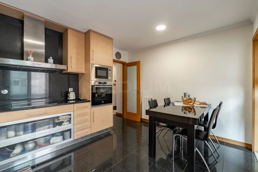 Apartamento T1 para Venda em Alfena Foto 8