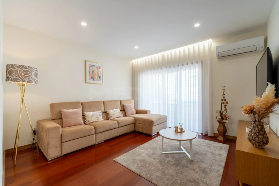 Apartamento T1 para Venda em Alfena Foto 2