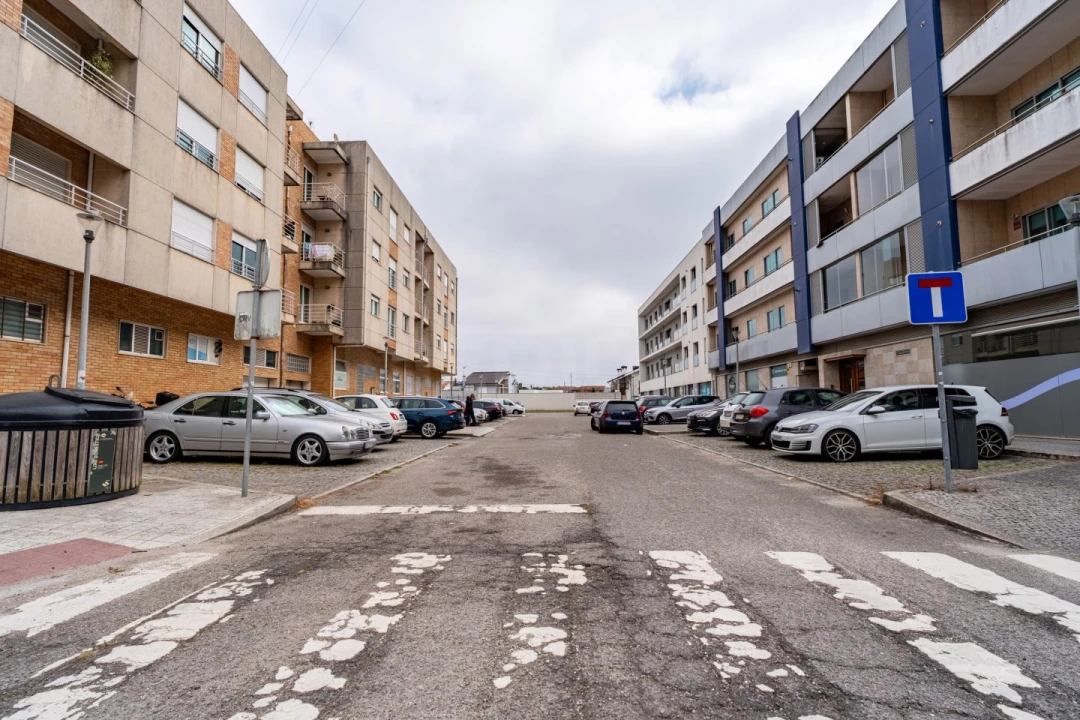 Apartamento T1 para Venda em Alfena Foto 21