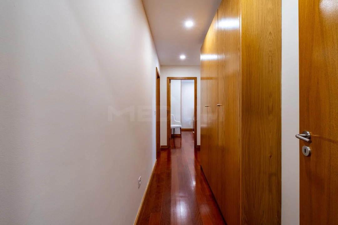 Apartamento T1 para Venda em Alfena Foto 14