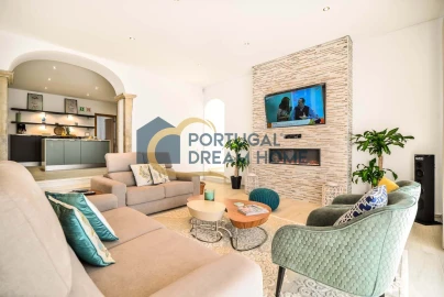 Moradia T6 para Venda em Faro (Sé e São Pedro)