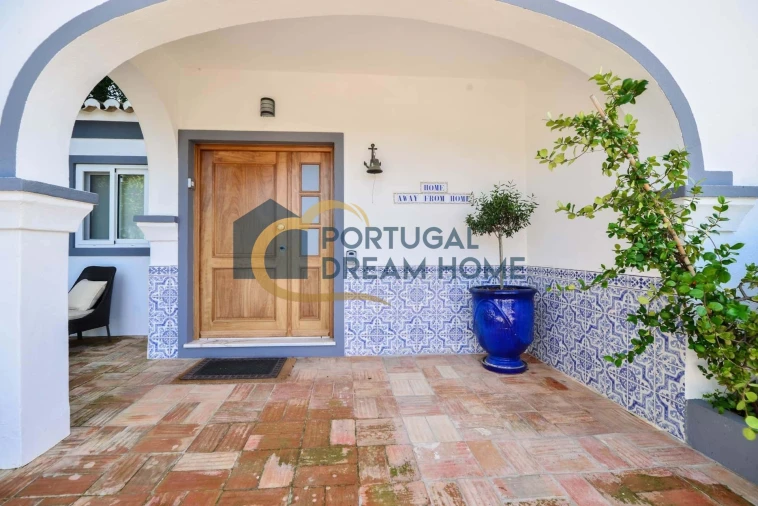 Moradia T6 para Venda em Faro (Sé e São Pedro) Foto 41
