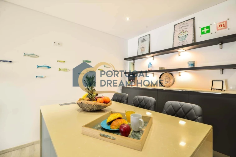 Moradia T6 para Venda em Faro (Sé e São Pedro) Foto 30