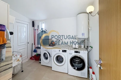 Moradia T4 para Venda em Albufeira e Olhos de Água