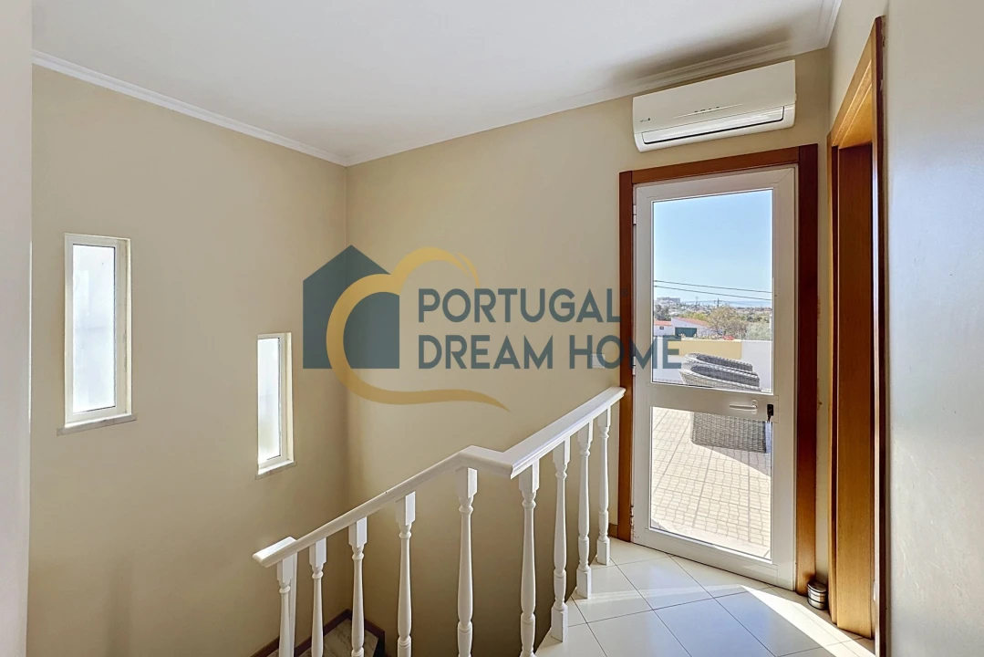 Moradia T4 para Venda em Albufeira e Olhos de Água Foto 22