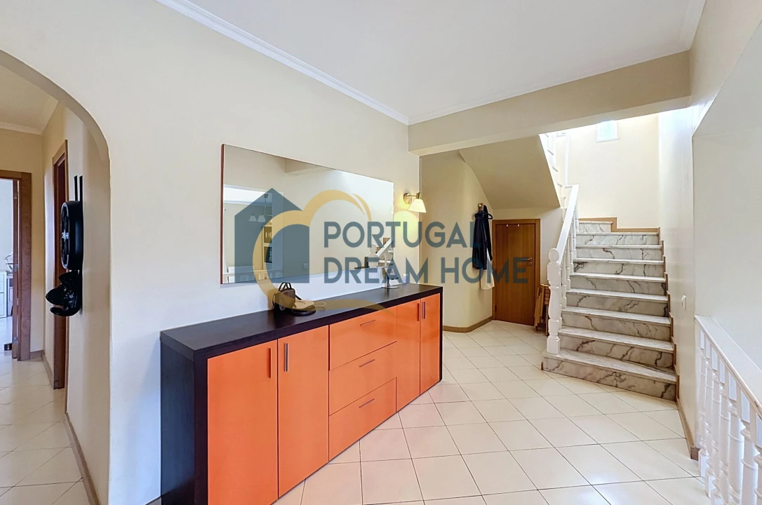 Moradia T4 para Venda em Albufeira e Olhos de Água Foto 15