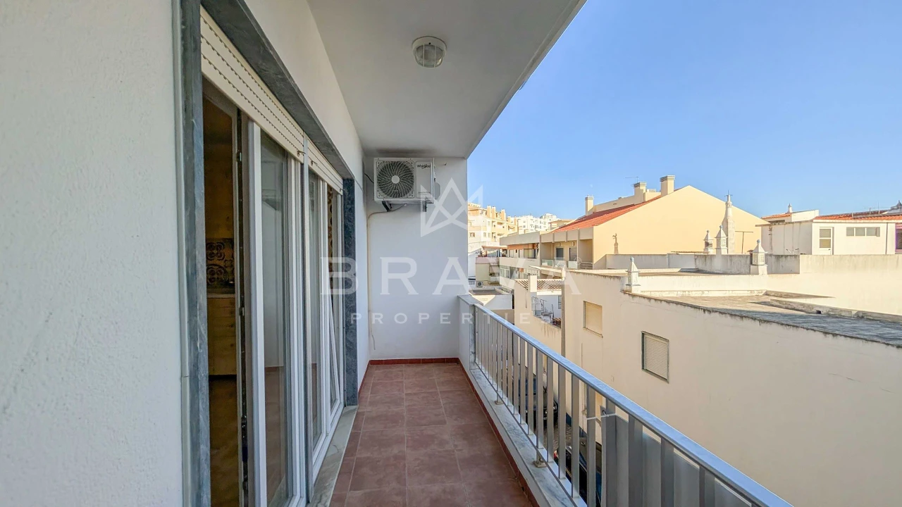 Apartamento T1 para Venda em Quarteira Foto 14