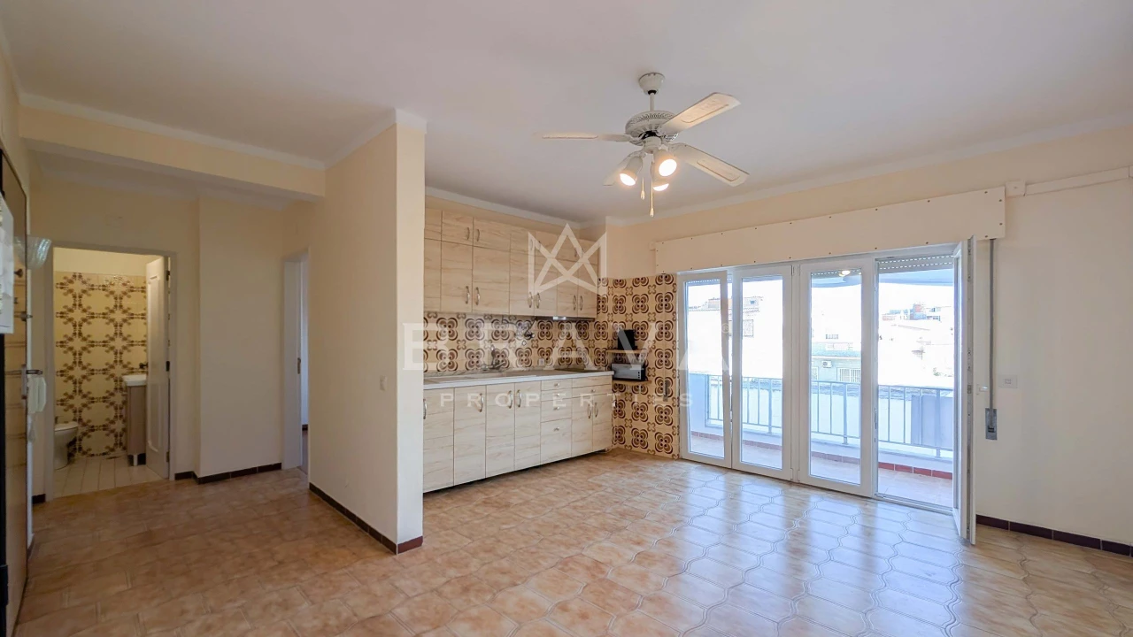 Apartamento T1 para Venda em Quarteira Foto 1